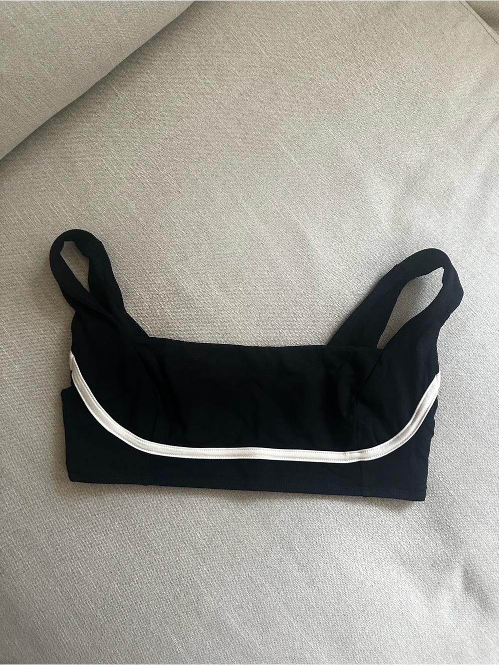 Monday Body Black Sports Bra with White Trim Large but good for S/M